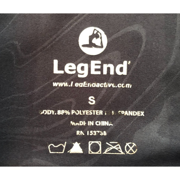 LegEnd Active, Women's Biker Short w/ Mesh Pocket, Small 7" Inseam, Black Emboss - Picture 3 of 5